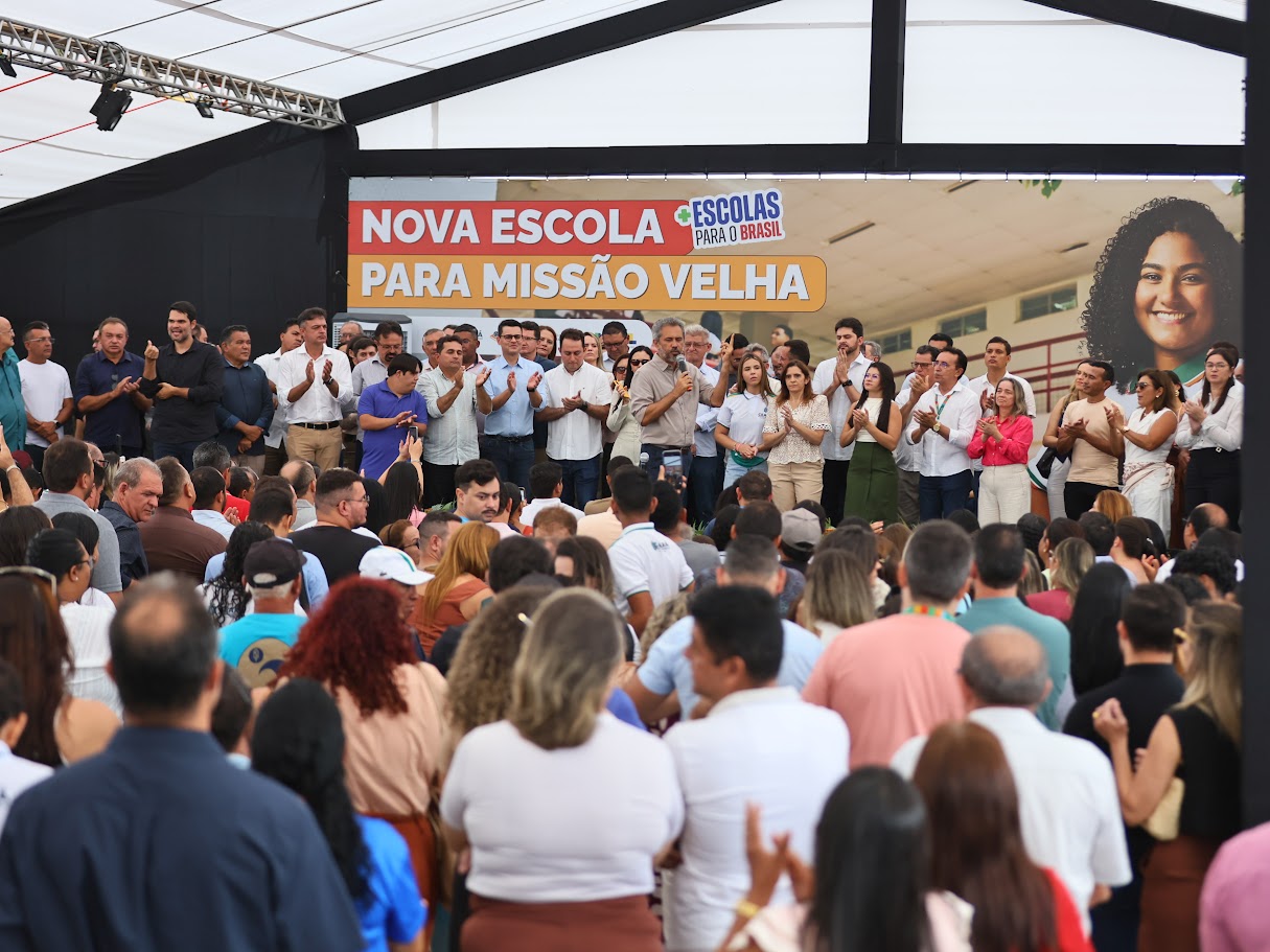 Governo do Ceará e MEC inauguram Escola de Educação Profissional em Missão Velha