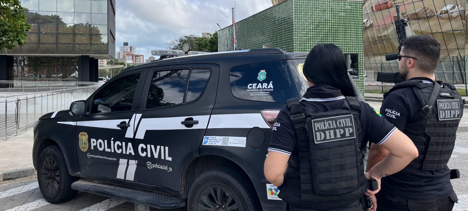 Quatro mandados são cumpridos pela PCCE contra integrante de grupo criminoso suspeito de diversos crimes no Pirambu