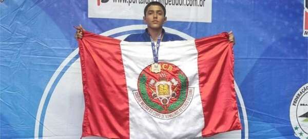 Aluno do Colégio do Corpo de Bombeiros conquista medalha de ouro em Campeonato Estadual de Jiu-Jitsu
