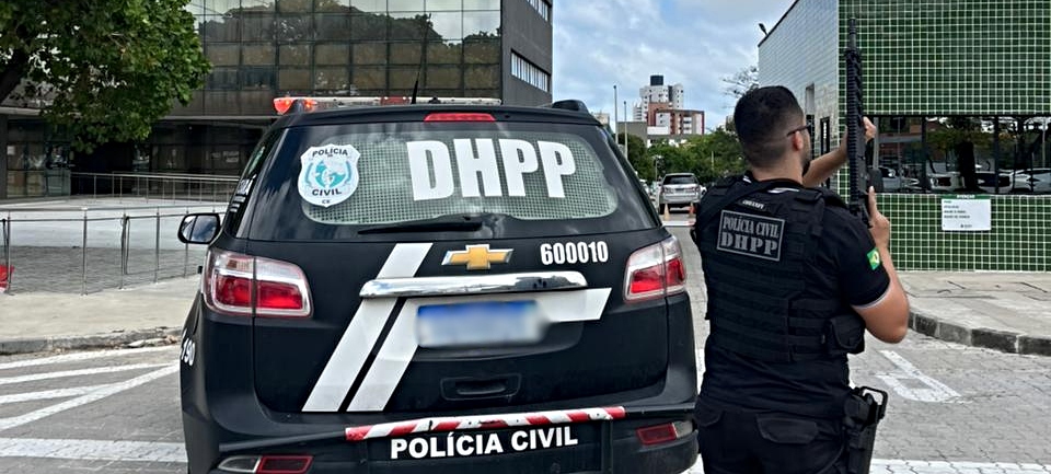 Oito investigados por homicídio e integrar organização criminosa são presos durante operação da PCCE em Fortaleza e Caucaia