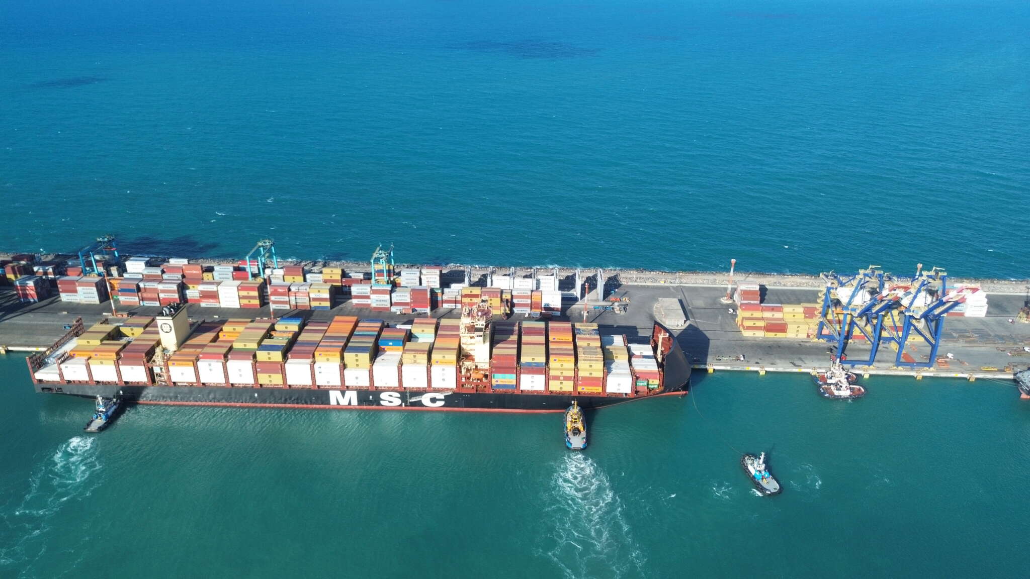 Porto do Pecém bate recorde na movimentação de contêineres, alcança 20,9 milhões de toneladas e cresce 7% em 2025