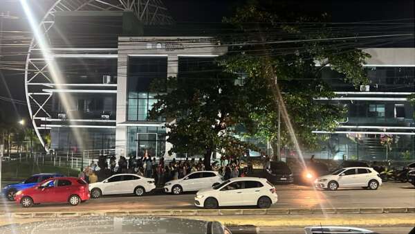 Clássico-Rei: Ações das Forças de Segurança resultam na captura em flagrante de mais de 350 pessoas envolvidas em confronto de torcidas