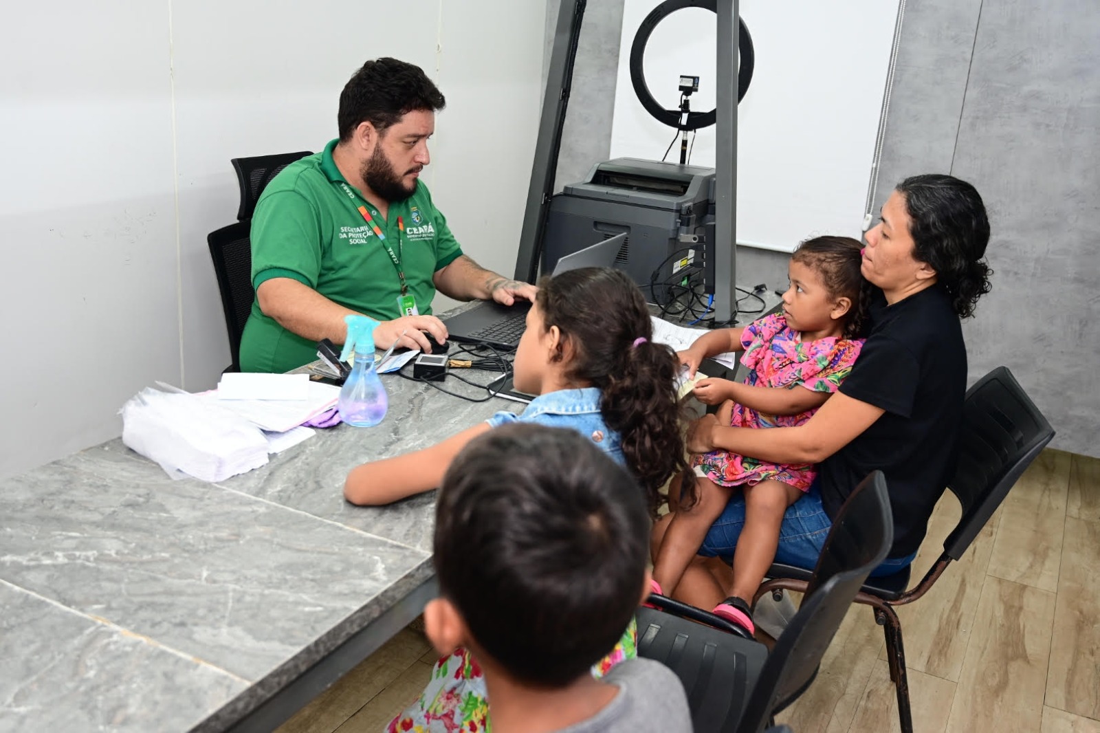 Balcão da Cidadania leva serviços essenciais a territórios indígenas