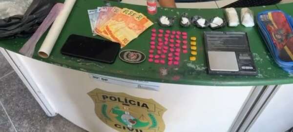 Polícia Militar prende suspeito com drogas no bairro Paupina
