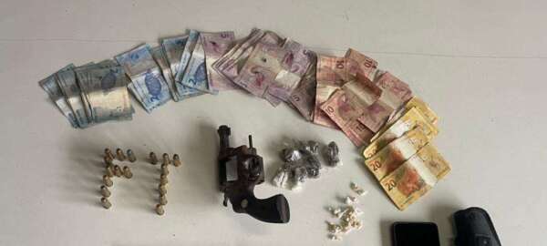 Dois suspeitos são presos com arma, drogas e munições em Boa Viagem
